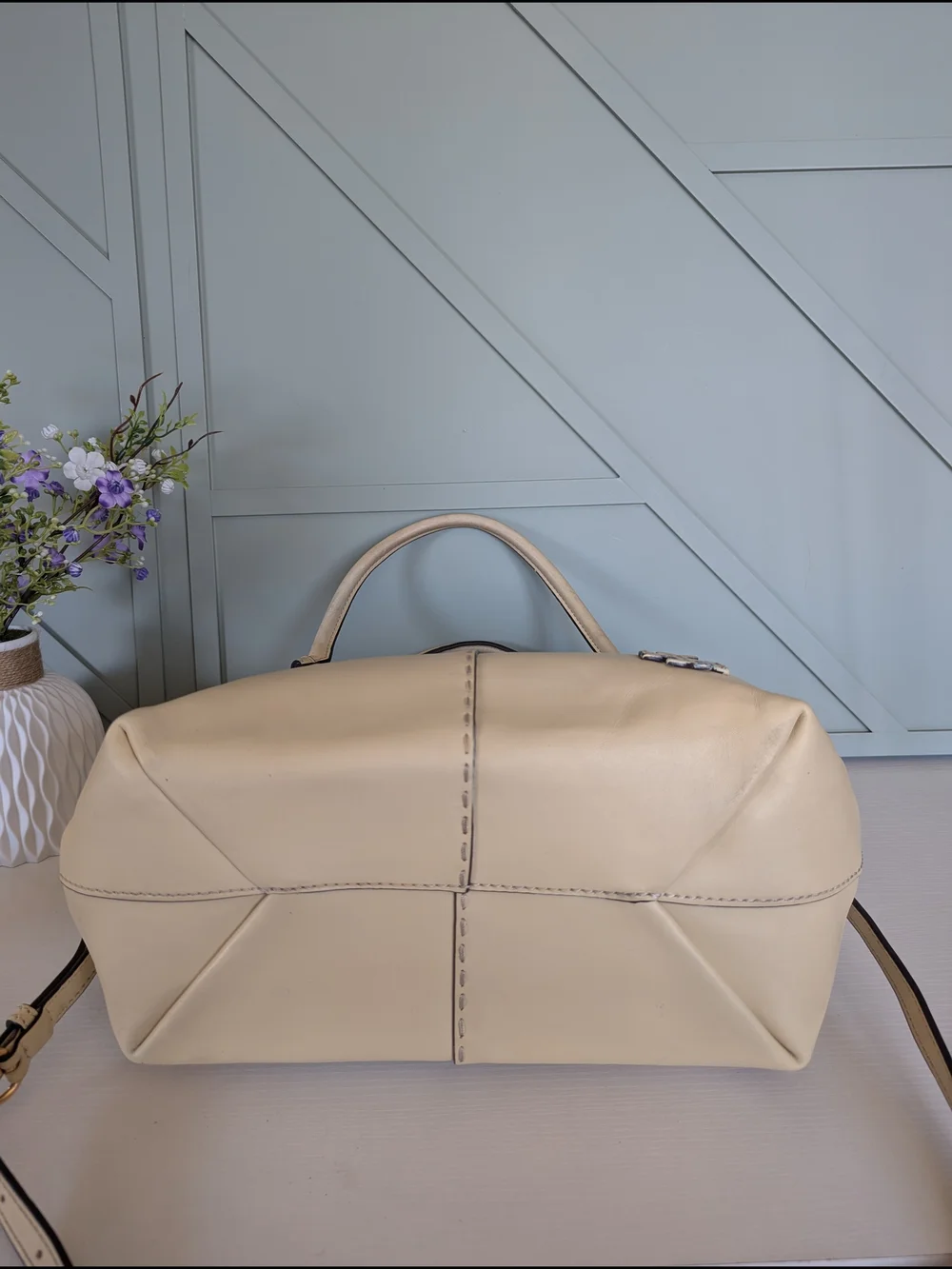 Tory Burch Cream Leather Shoulder Bag